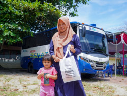 Warga Desa Kace Timur Antusias Periksa Kesehatan di Mobil Sehat PT Timah, Layanan Kesehatan Gratis untuk Masyarakat